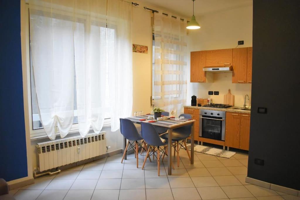 Guest House Manzoni كومو المظهر الخارجي الصورة